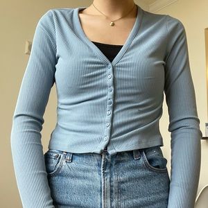 H&M light blue ribbed button down top